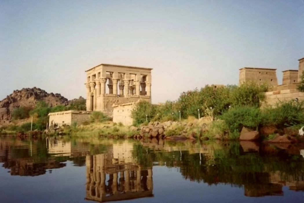 Trajans Kiosk | Das Bett des Pharaos